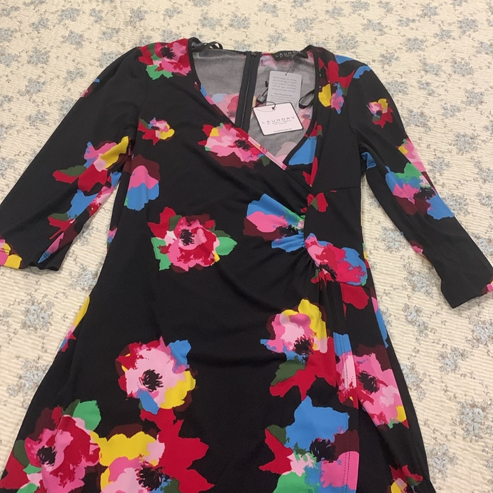 Laundry By Shelli Segal Floral Wrap Dress Size Med NEW with Tags Gorgeous style - Picture 2 of 10